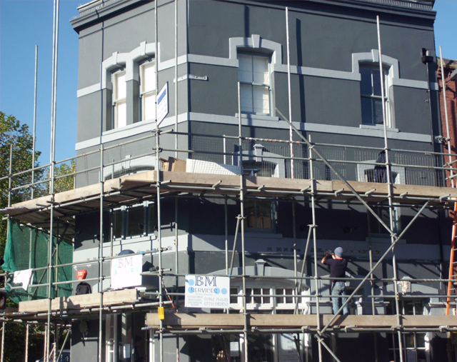 painter and decorator winchester, interior painter, exterior painter, painters, decorators, painting services, sash window repairs, carpentry, commercial painting, building maintanence, winchester, southampton, hampshire, wiltshire, surrey, oxfordshire